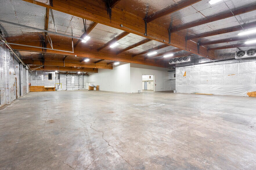 More Photos Of 1042 Hopper Ave, Santa Rosa Warehouse For Lease