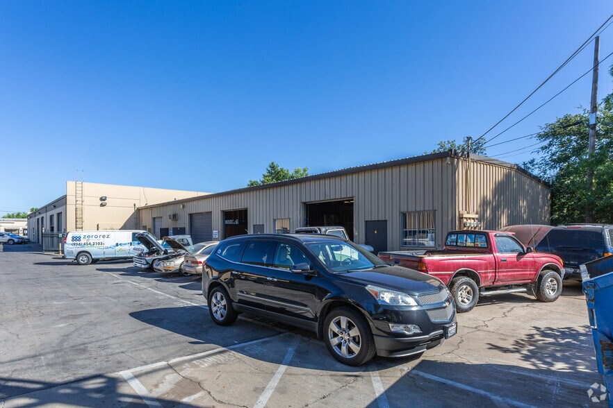 More Photos Of 4755 Auburn Blvd, Sacramento Industrial For Sale