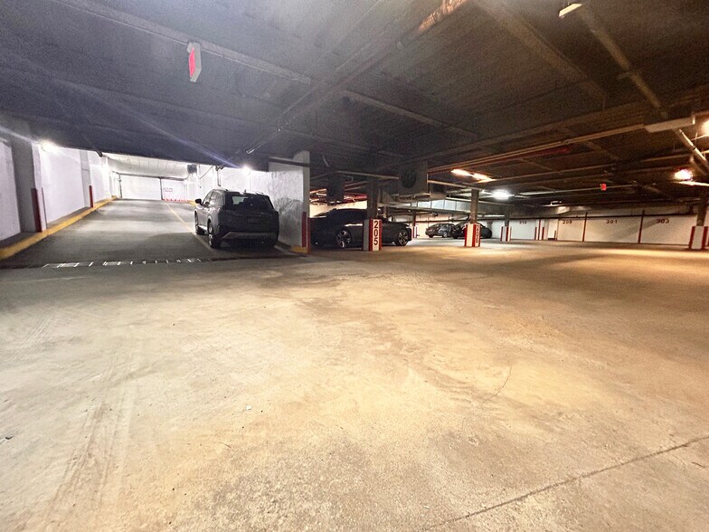 More Photos Of 9920-9922 4th Ave, Brooklyn Medical For Sale