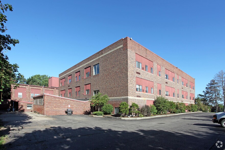 More Photos Of 67 Lyell Ave, Spencerport Office Residential For Lease