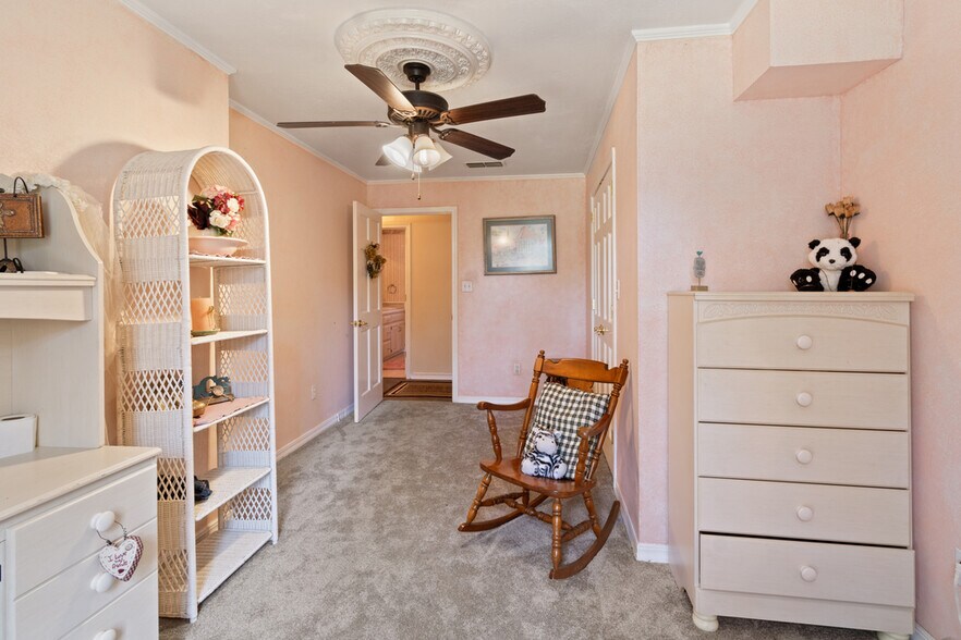 More Photos Of 750 N US Highway 287, Palestine Multifamily For Sale