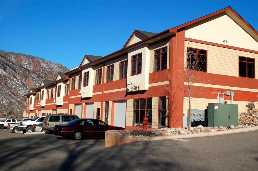 Primary Photo Of 2550 Highway 82, Glenwood Springs Showroom For Sale