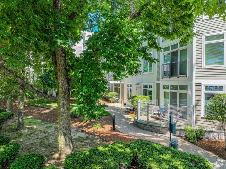 More Photos Of 7 Cameron Ave, Cambridge Apartments For Sale