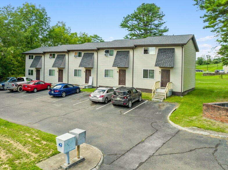 More Photos Of 179 Mountain Site Dr, Mountain City Apartments For Sale