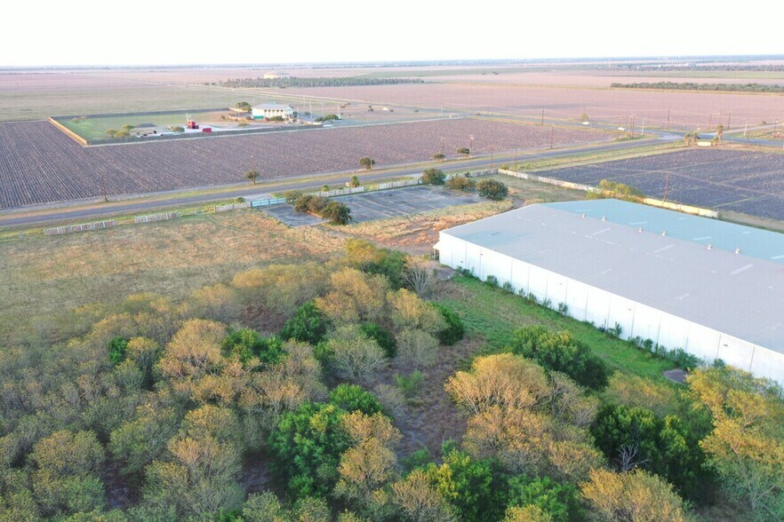 More Photos Of 5806 E Grimes Ave, Harlingen Manufacturing For Sale