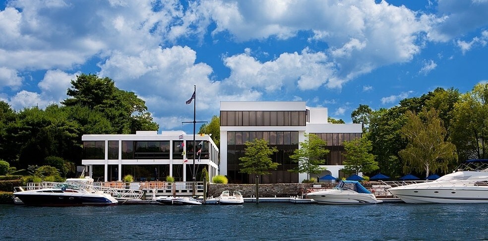 More Photos Of 660 Steamboat Rd, Greenwich Office For Lease