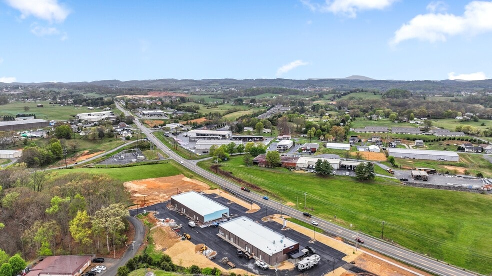 More Photos Of TBD Suncrest dr, Gray Storefront For Lease