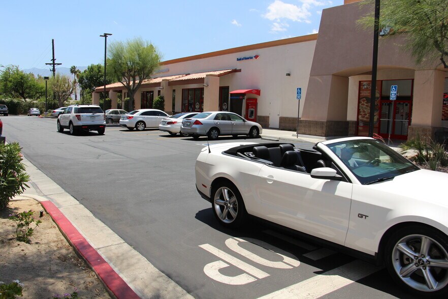 More Photos Of 1717 E Vista Chino, Palm Springs Freestanding For Lease