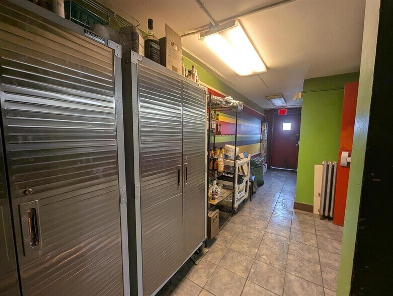 More Photos Of 36-38 Opera House Sq, Claremont Restaurant For Sale