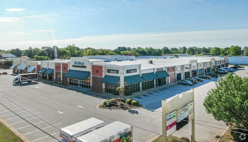 Primary Photo Of 4101 Raeford Rd, Fayetteville General Retail For Lease