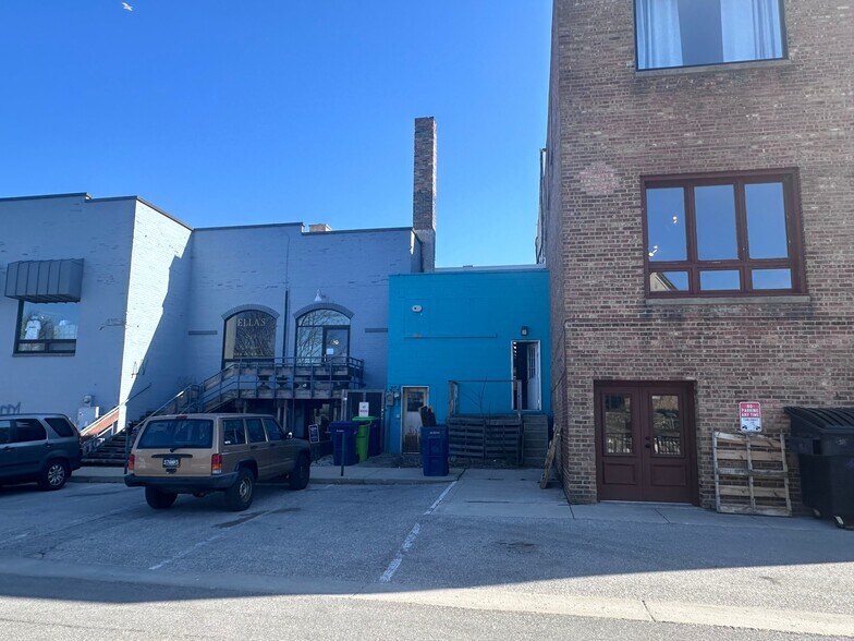 More Photos Of 207 E Front St, Traverse City General Retail For Sale