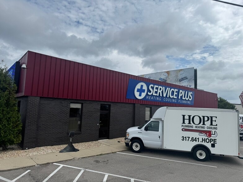 More Photos Of 7520 E 88th Pl, Indianapolis Flex For Lease