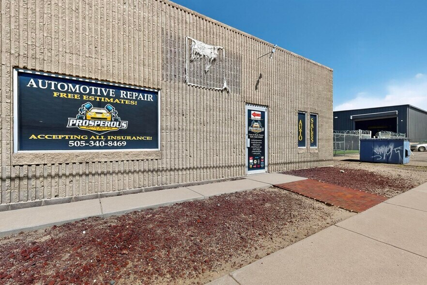 More Photos Of 2105 Aztec Rd NE, Albuquerque Warehouse For Sale