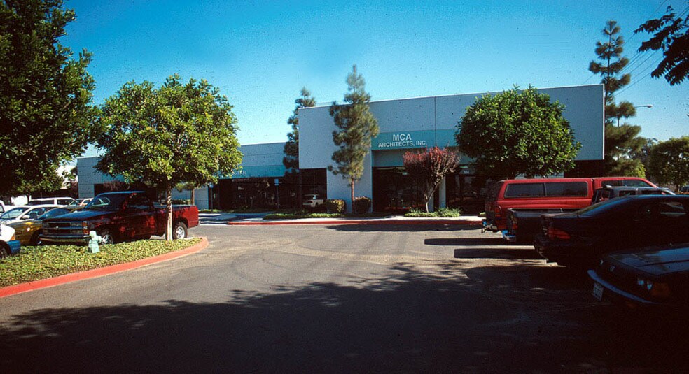 More Photos Of 1251 Pomona Rd, Corona Unknown For Lease