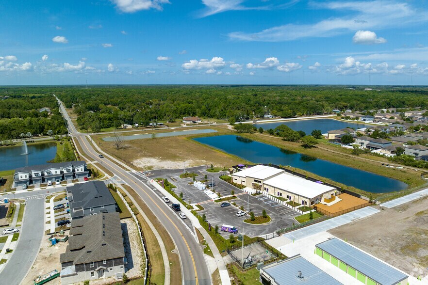More Photos Of 15565 Golden Isle Blvd, Orlando Daycare Center For Sale