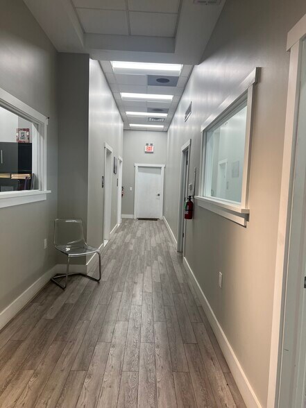 More Photos Of 77 Throckmorton St, Freehold Warehouse For Lease