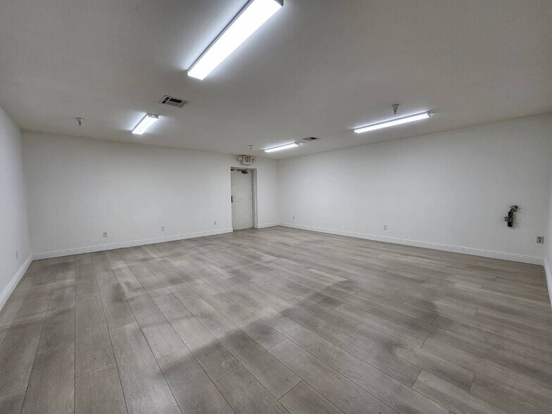 More Photos Of 13725-13731 Proctor Ave, City of Industry Warehouse For Lease