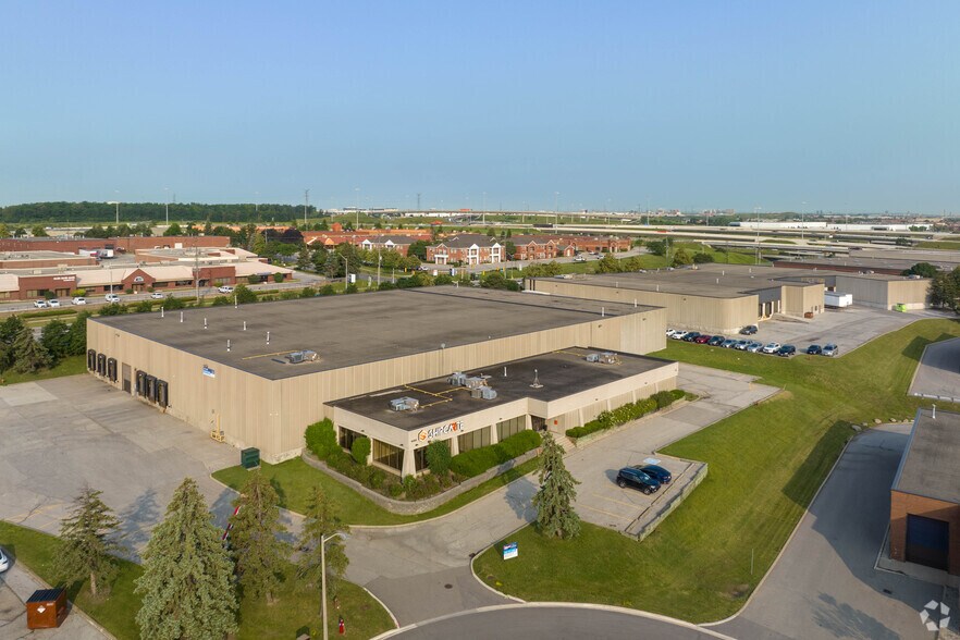More Photos Of 1033 Jayson Ct, Mississauga Manufacturing For Sale