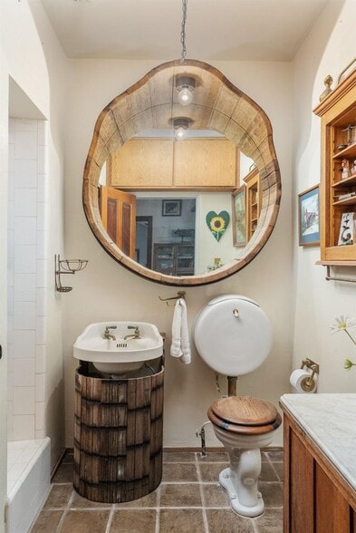 More Photos Of 306 W St Charles St, San Andreas Hotel For Sale