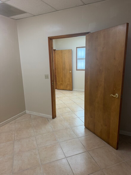 More Photos Of 2360 Mckee Rd, San Jose Medical For Sale