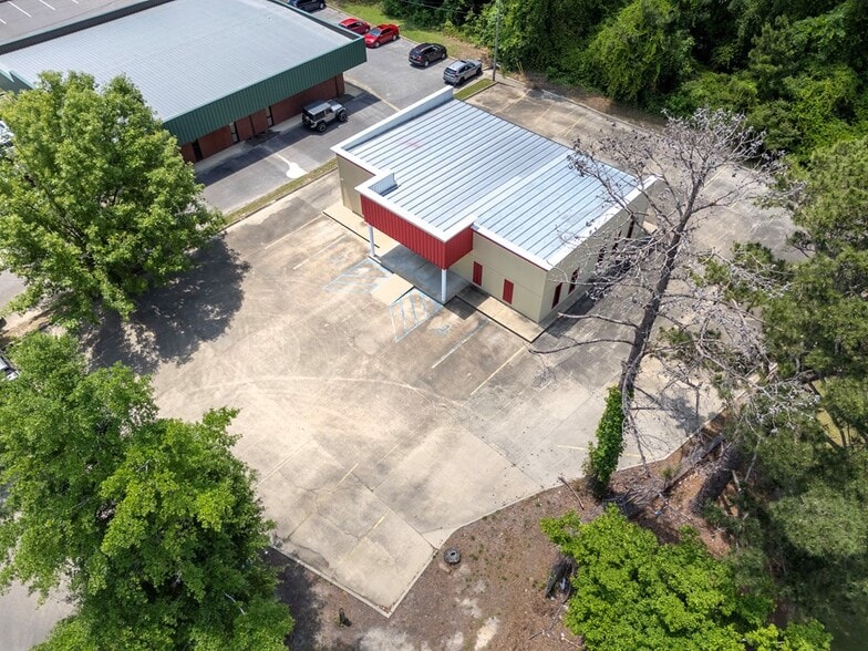 More Photos Of 511 State Docks Rd, Eufaula Medical For Sale