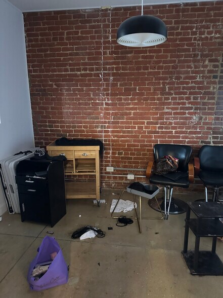 More Photos Of 2112 Morris Ave, Birmingham Office For Lease