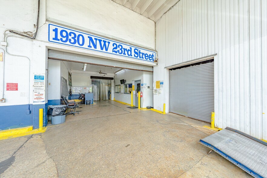 More Photos Of 1930 NW 23rd St, Miami Warehouse For Sale