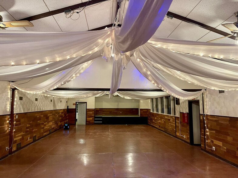 More Photos Of , Willits Unknown For Sale