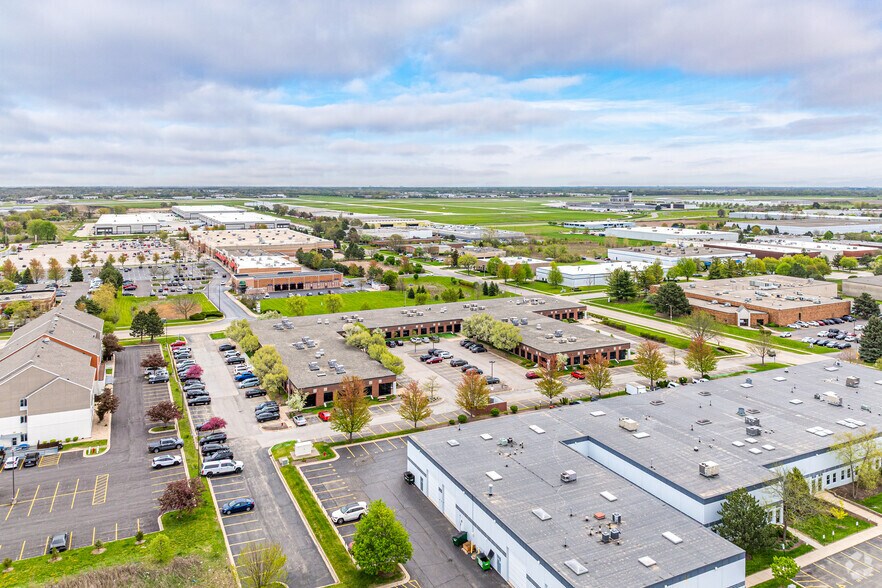 More Photos Of 255 38th Ave, St Charles Office For Lease