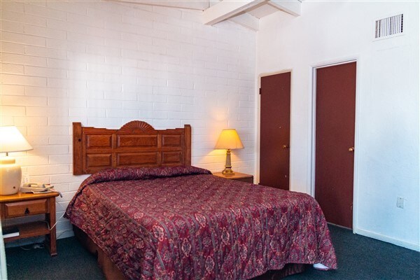 More Photos Of 1101 E Fry Blvd, Sierra Vista Hotel For Sale