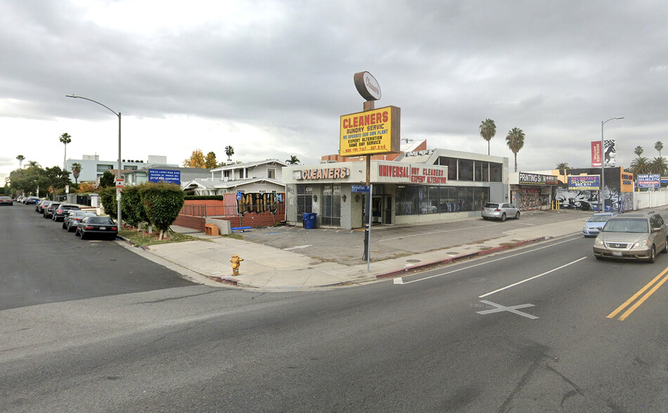 Primary Photo Of 4650 Beverly Blvd, Los Angeles Storefront For Sale