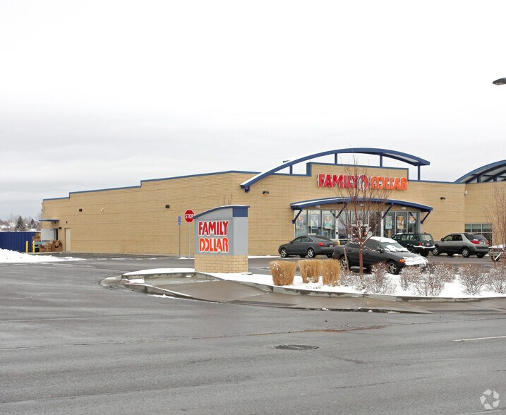 Primary Photo Of 1175 S Tower Rd, Aurora Freestanding For Lease