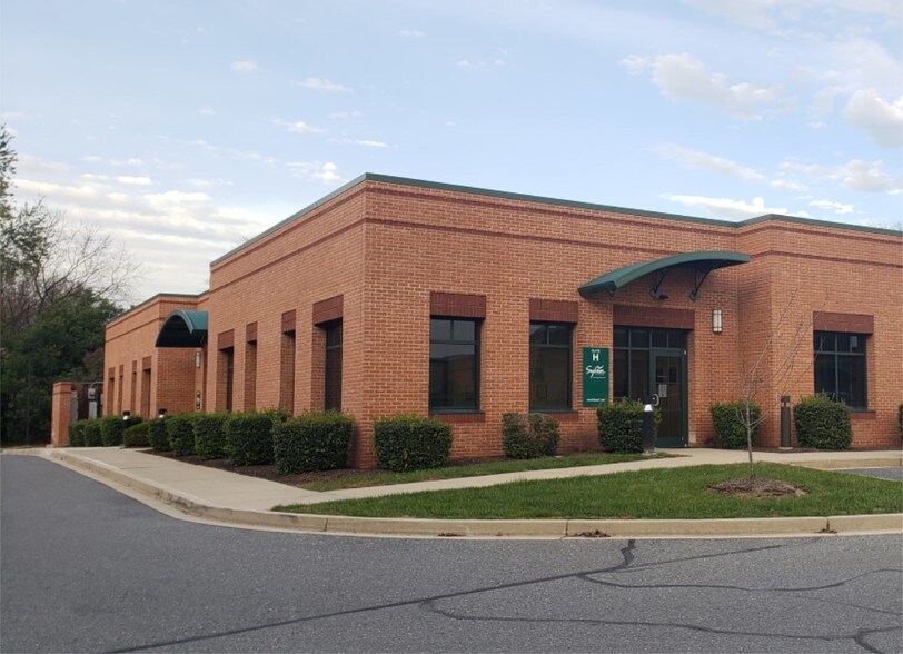 More Photos Of 75 Thomas Johnson Dr, Frederick Medical For Sale