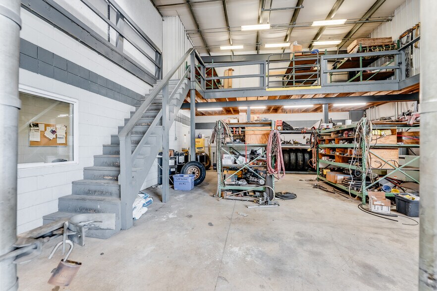 More Photos Of 55 Pleasants Industrial Park, Waverly Warehouse For Sale