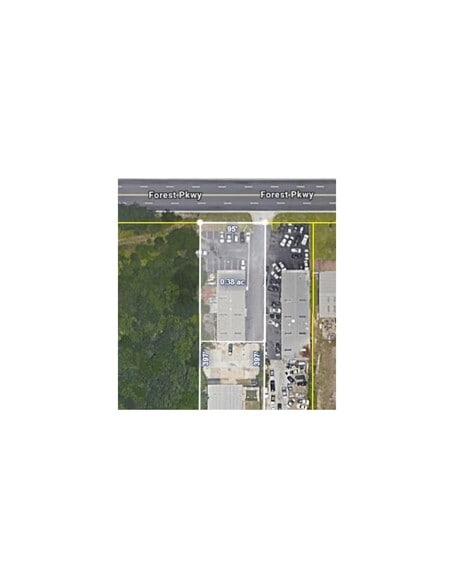 More Photos Of 1677 Forest Pky, Lake City Flex For Lease