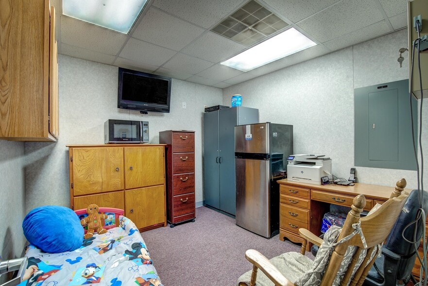 More Photos Of 1430 S Broadway St, Sulphur Springs Carwash For Sale