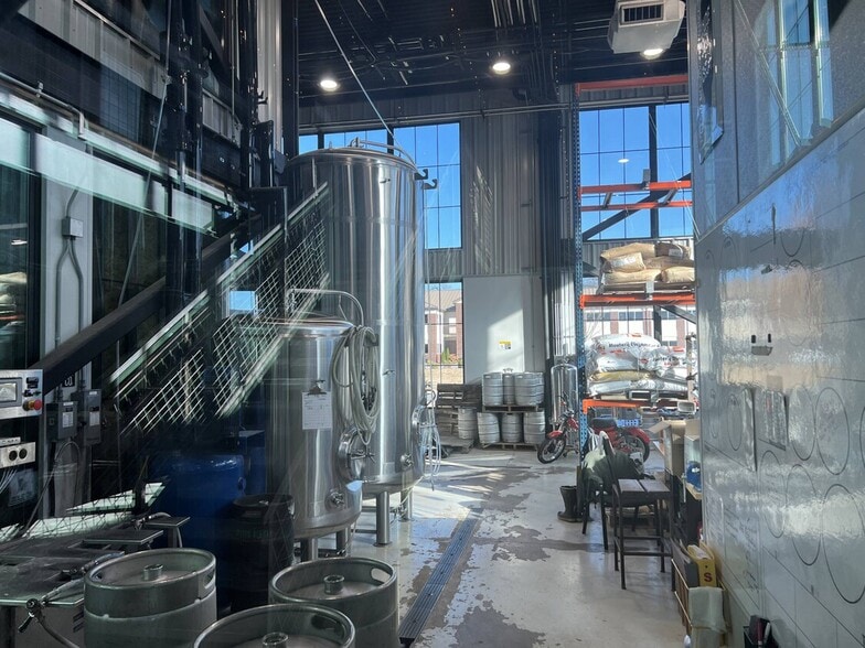 More Photos Of 3615 N Steele Blvd, Fayetteville Bar For Sale