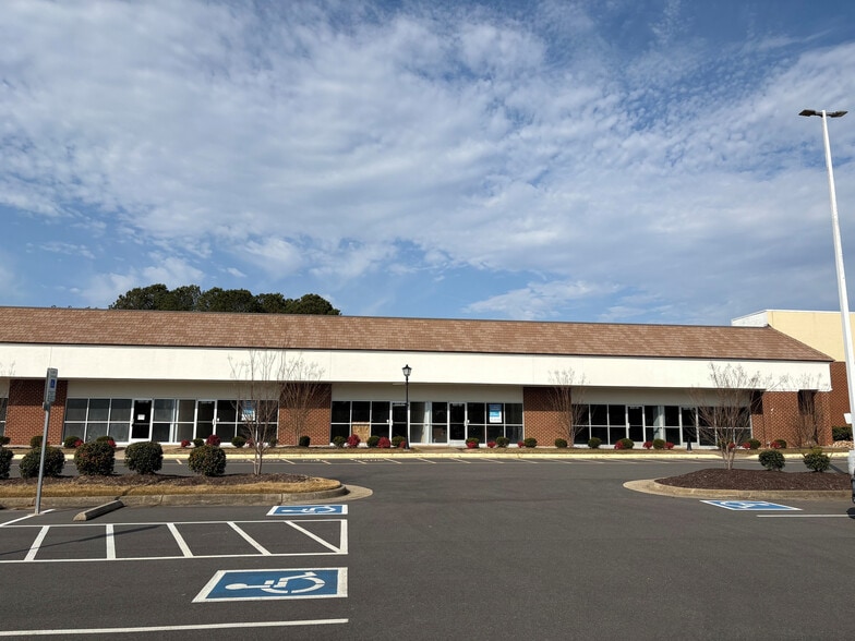 More Photos Of 5251 John Tyler Hwy, Williamsburg Unknown For Lease