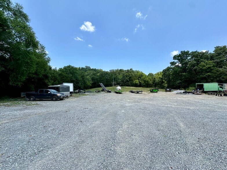 More Photos Of 2055 Highway 12 S, Ashland City Land For Sale