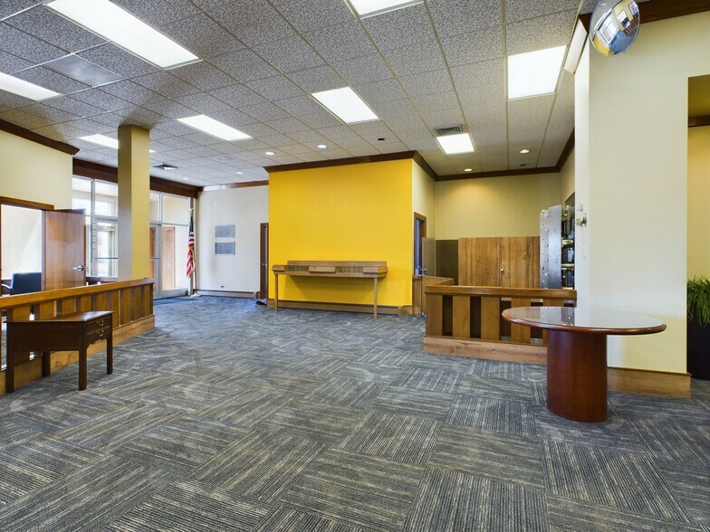 More Photos Of 101 E Elm St, Union City General Retail For Sale