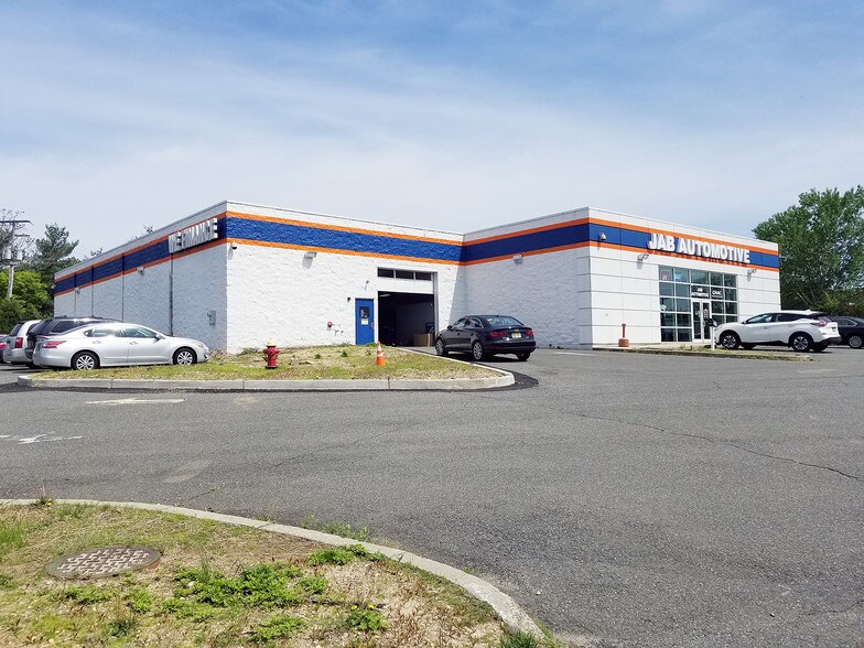 More Photos Of 1225 Route 9 N, Old Bridge Auto Repair For Lease