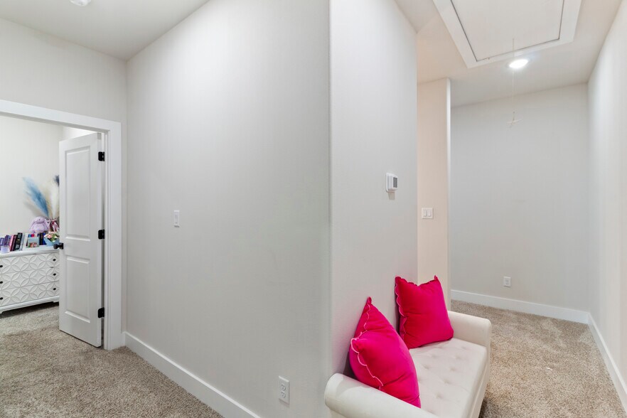 More Photos Of 4038 Gunner Trl, College Station Multifamily For Sale