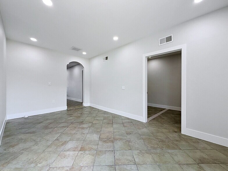 More Photos Of 13414 US Highway 19, Hudson Showroom For Lease