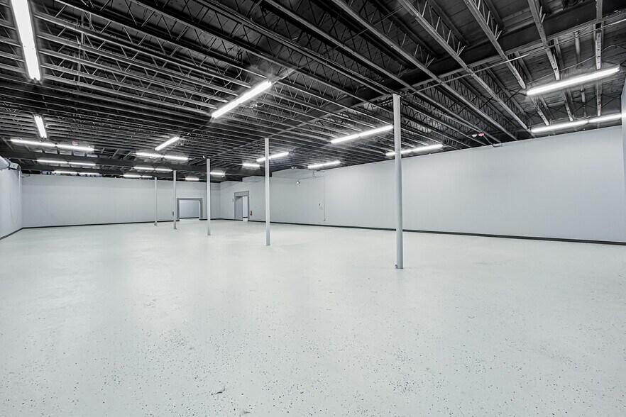 More Photos Of 102 S Shaver St, Pasadena Warehouse For Sale