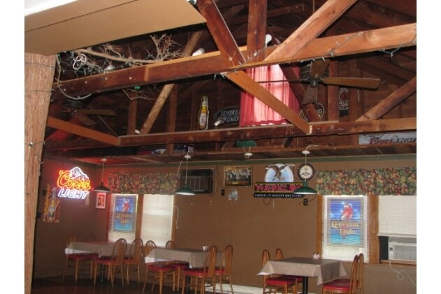 More Photos Of 54 Tuckahoe Rd, Dorothy Bar For Sale