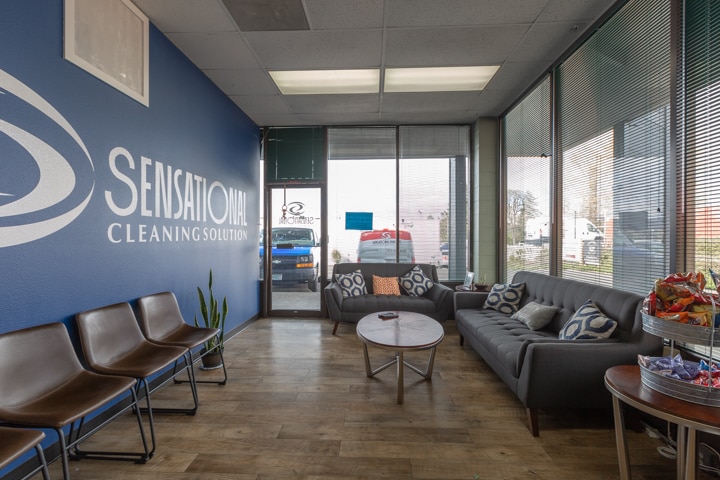 More Photos Of 16552 SE McLoughlin Blvd, Milwaukie Storefront Retail Office For Lease