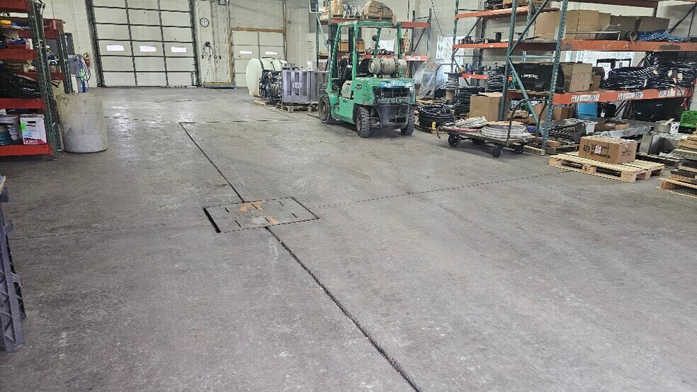 More Photos Of 2928 Washington Ave, Clearfield Industrial For Sale