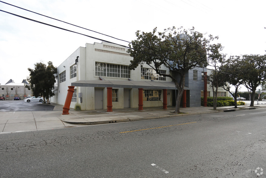 Primary Photo Of 3960 Ince Blvd, Culver City Office For Lease