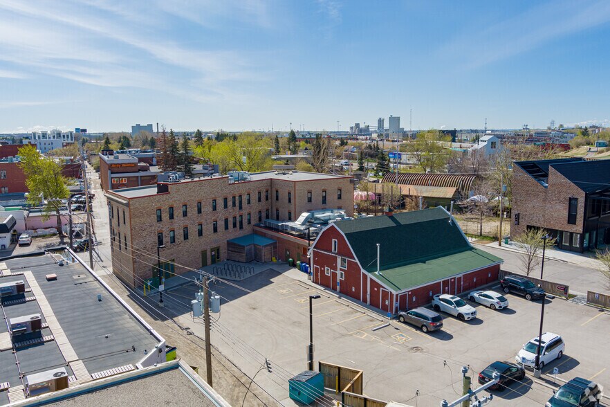 More Photos Of 1130 10 Ave SE, Calgary Office For Lease