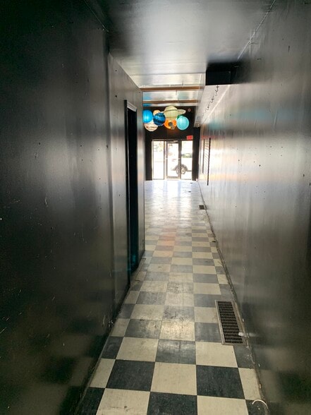 More Photos Of 224-226 W Michigan Ave, Ypsilanti Apartments For Lease